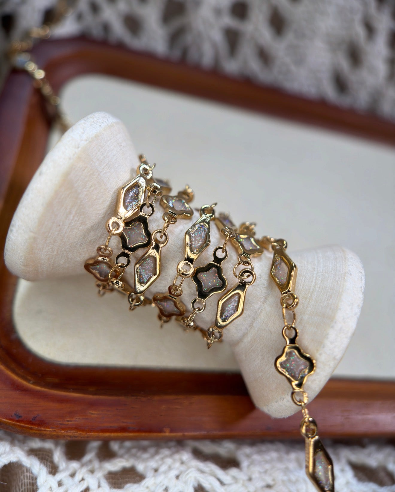 🌙 Moonstone Clover Rhombus 🍀✨