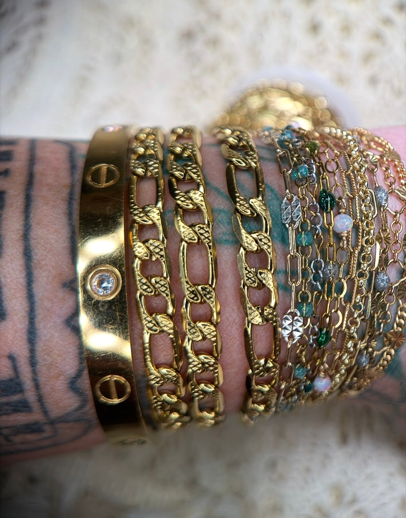 🤠 Rhinestone Cowboy™ | 18K PVD Gold Figaro Chain