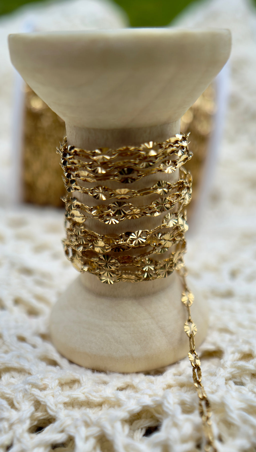 Sun-Kissed Luxe Dainty Textured Sunburst Lip Chain