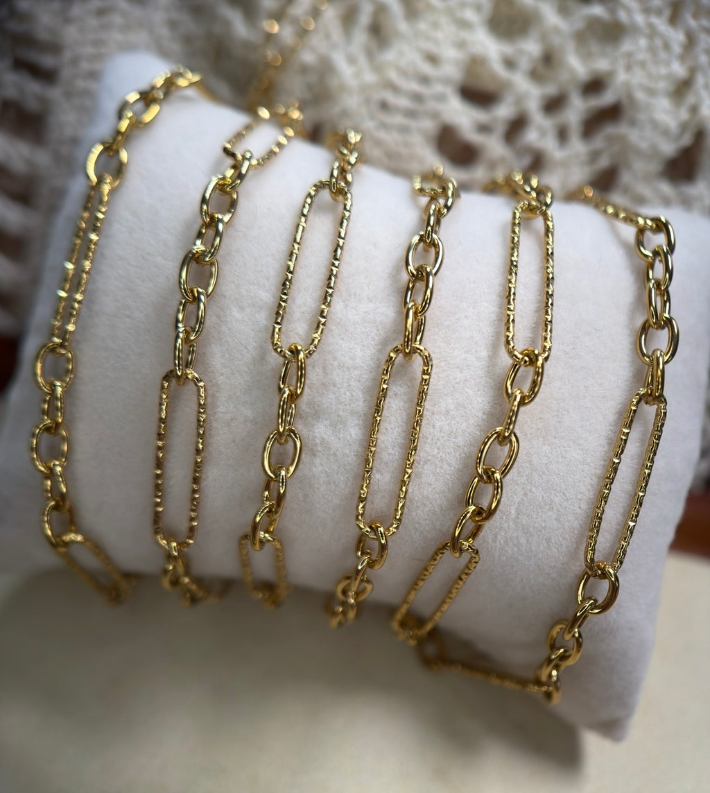 ✨ ✨ Golden Spurs — Limited Edition Figaro Chain ✨