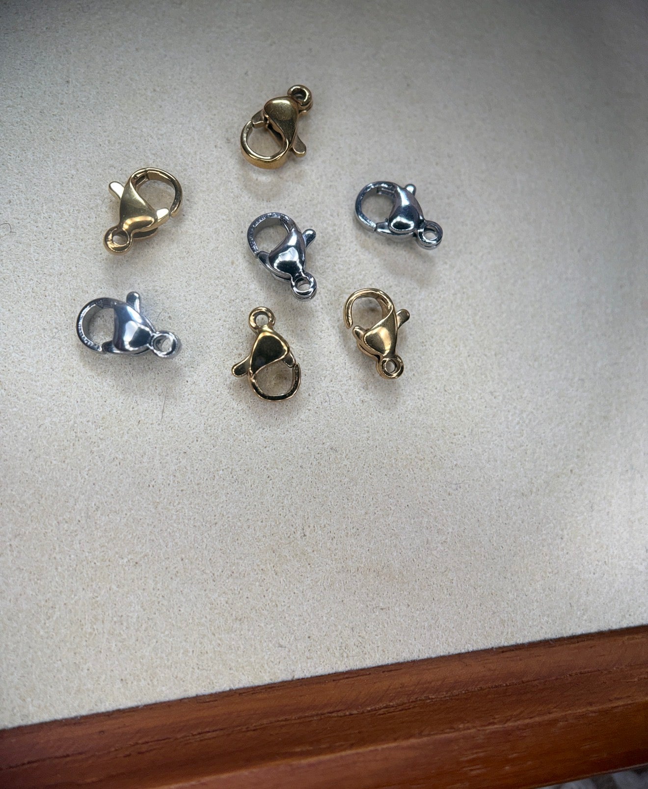 ✨ The Perfect Finish — Lobster Clasp 10-Pack ✨