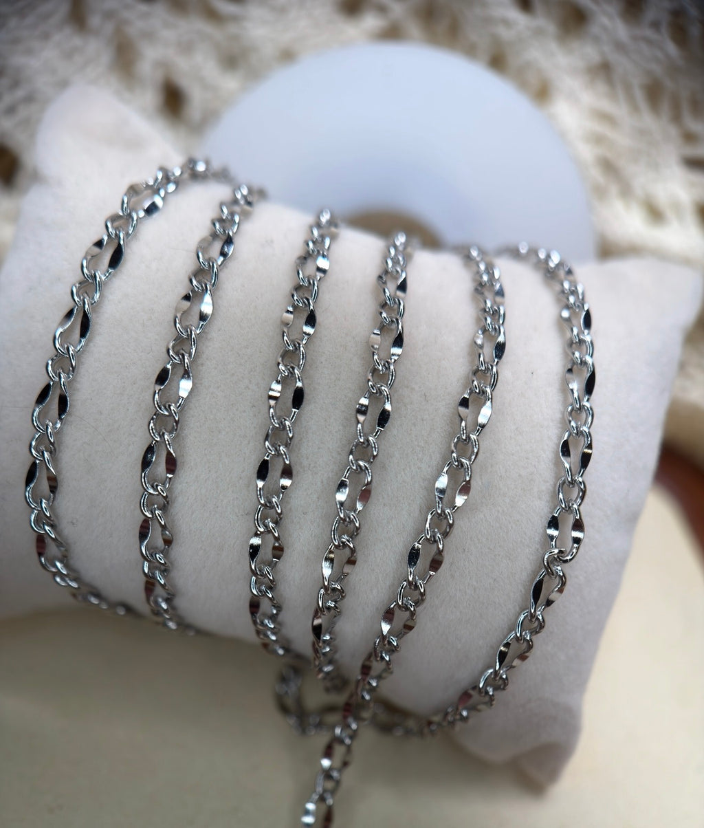 Lariat Twist | 304 Stainless Steel Dapped Twisted Link Chain