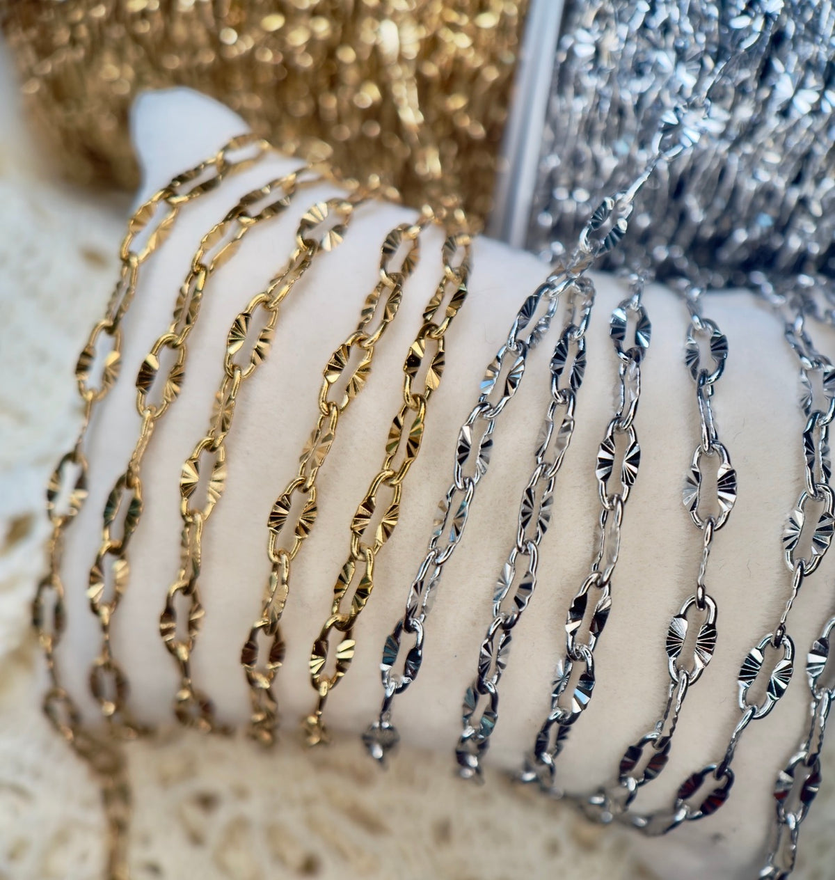 Cattlemen’s Twist | 14K PVD Gold & 316 Surgical Stainless Steel Paper Clip Chain