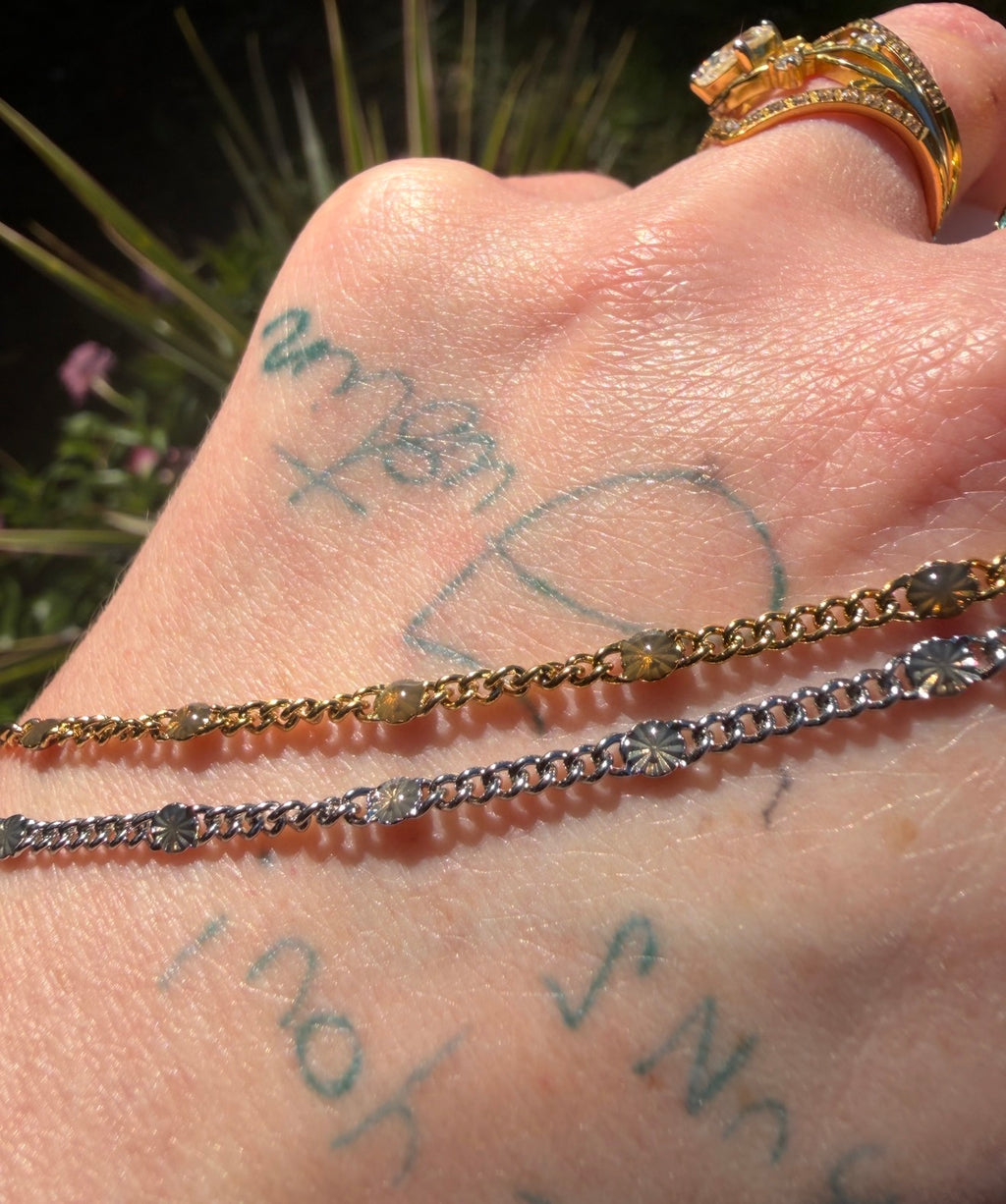 Smoky Aurora Sunburst Curb Chain
