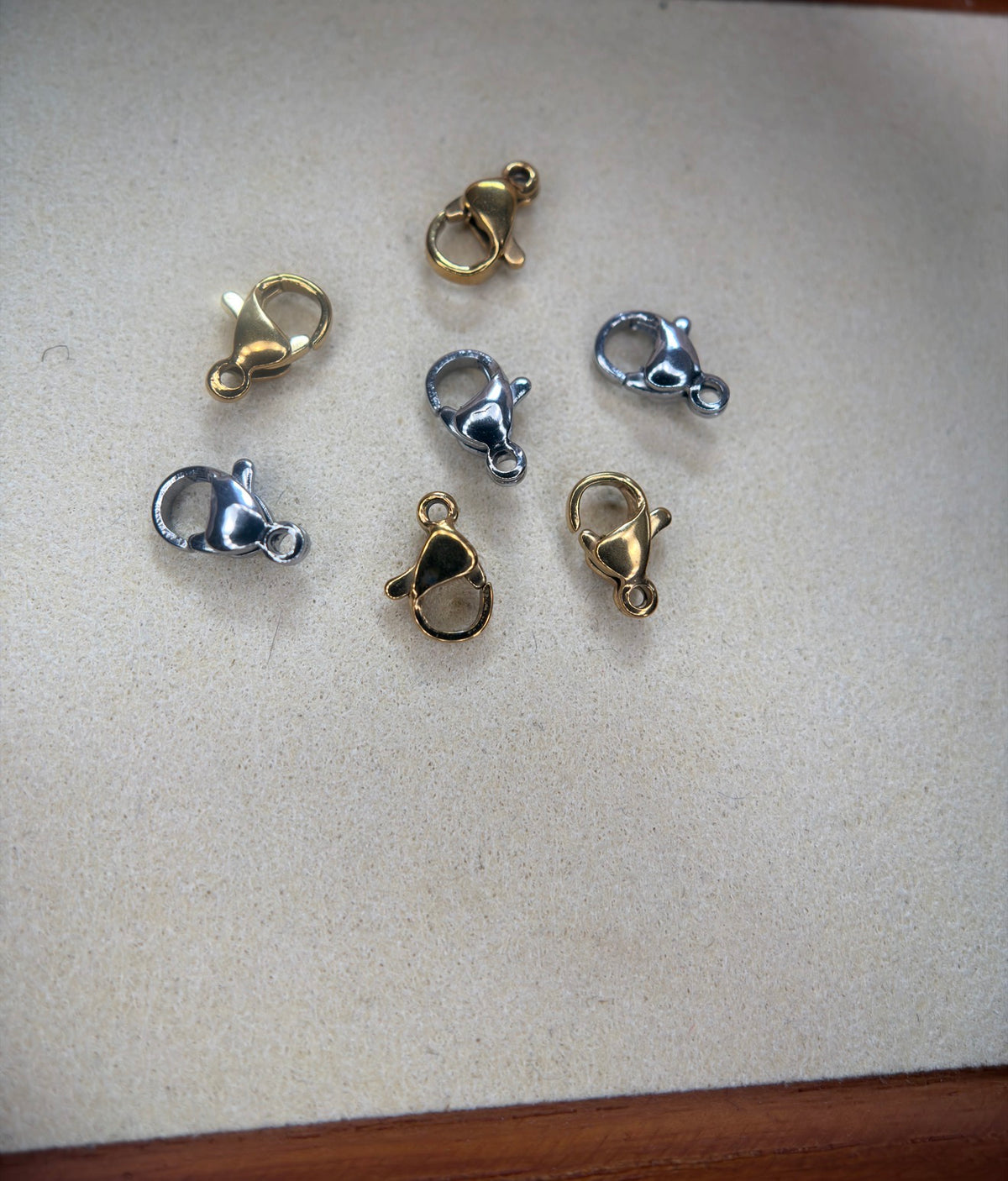✨ The Perfect Finish — Lobster Clasp 10-Pack ✨