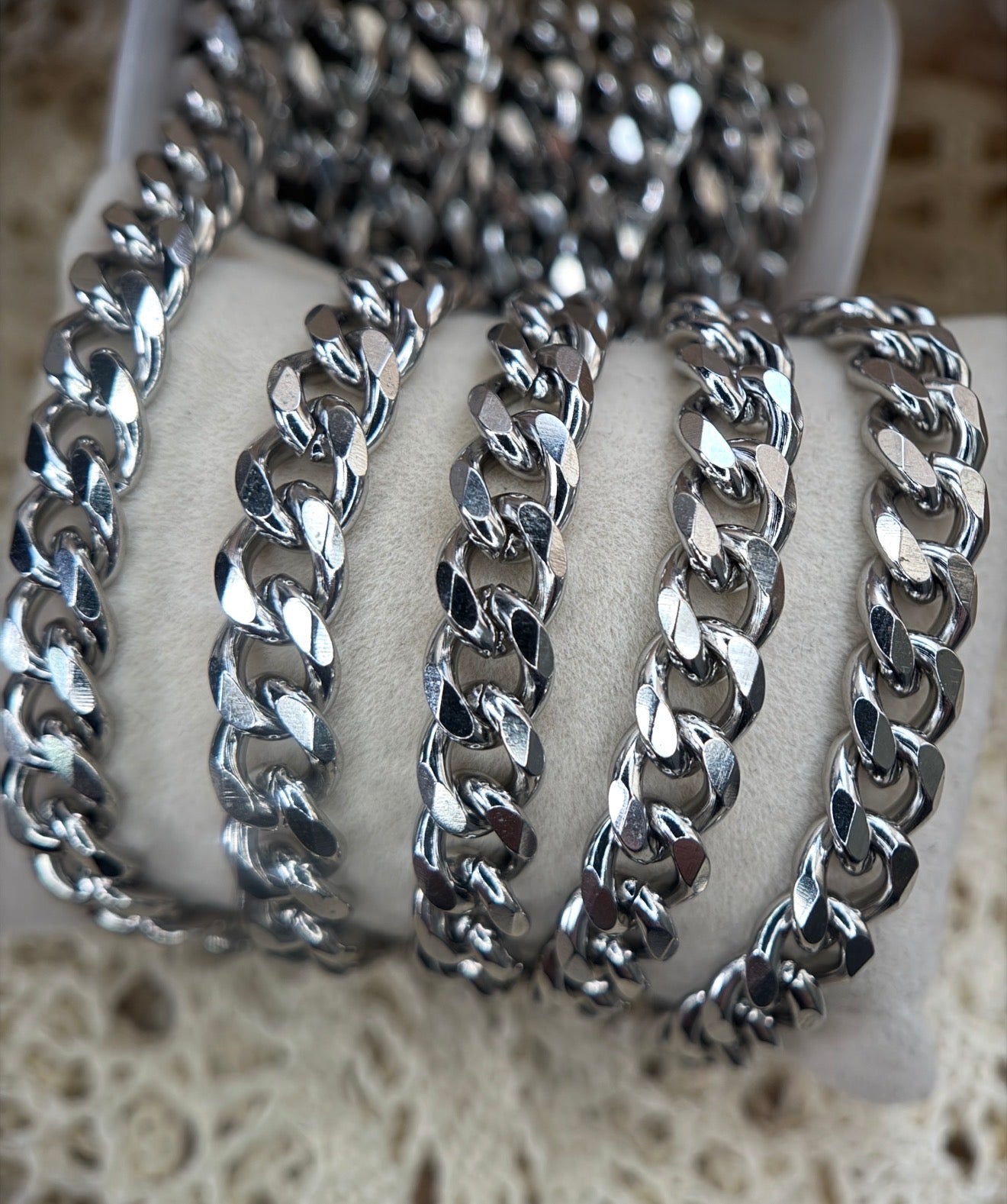 🤠 MERLE — 10MM STAINLESS SILVER CUBAN