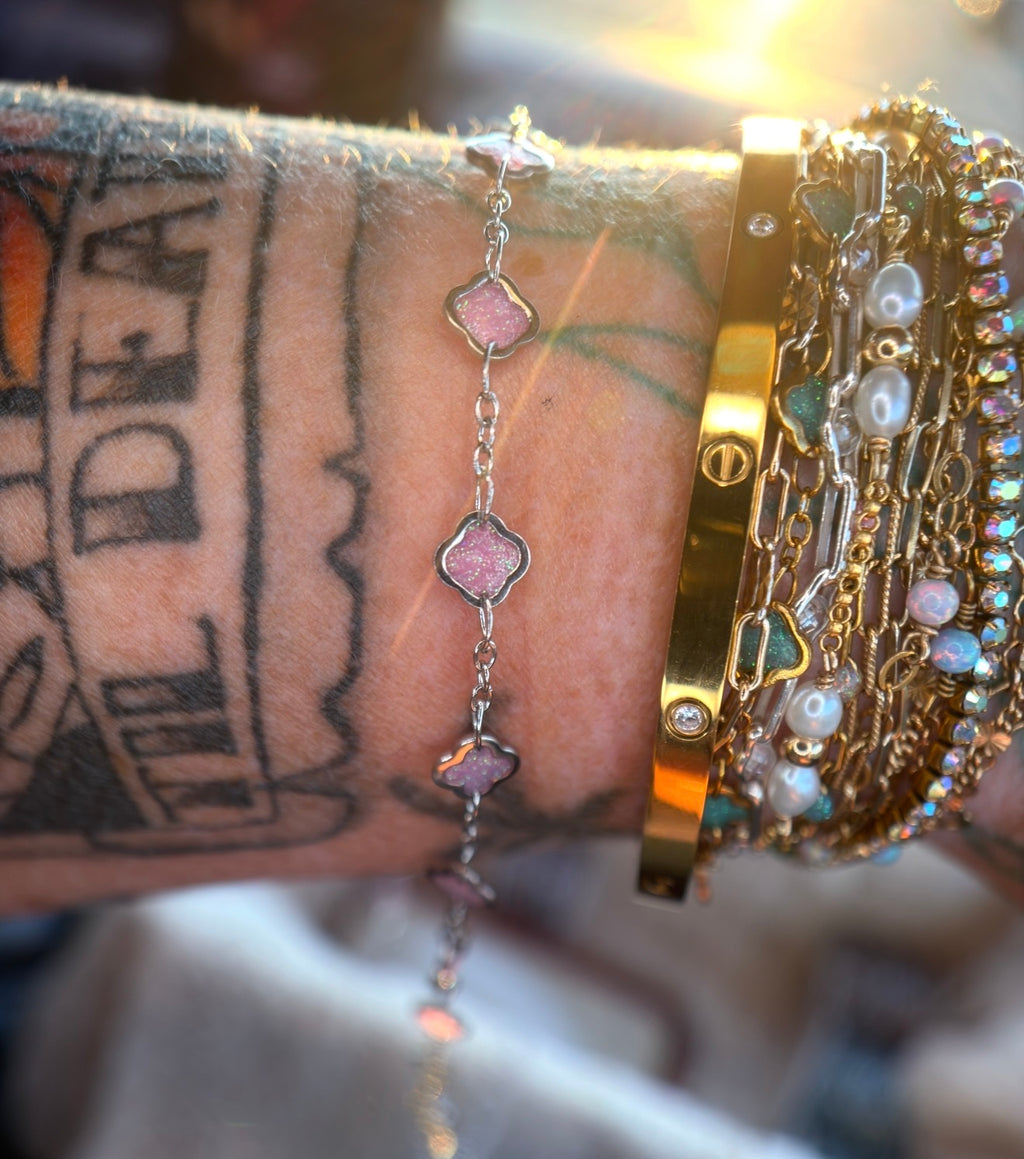 The Reese Pink Clover Chain | Stainless Silver