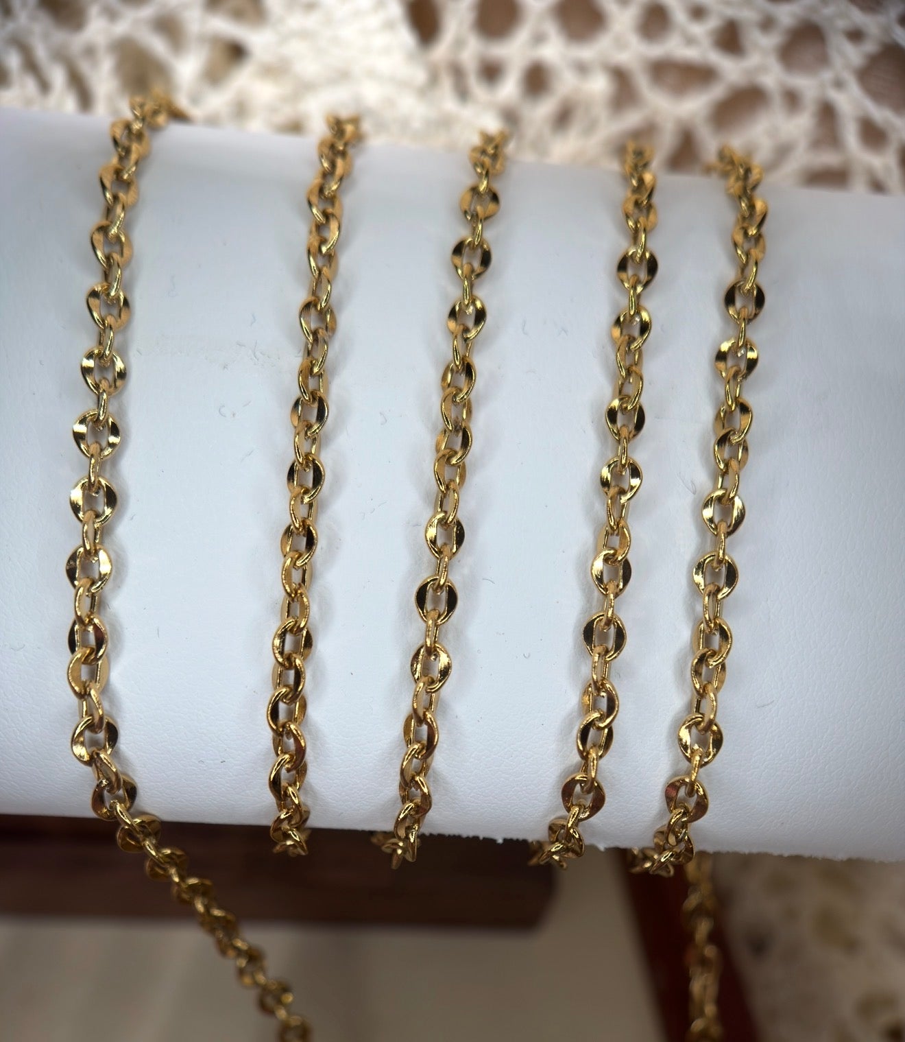 Stride | Open Link Dapped Chain

Available in 14K PVD Gold & 304 Stainless Steel