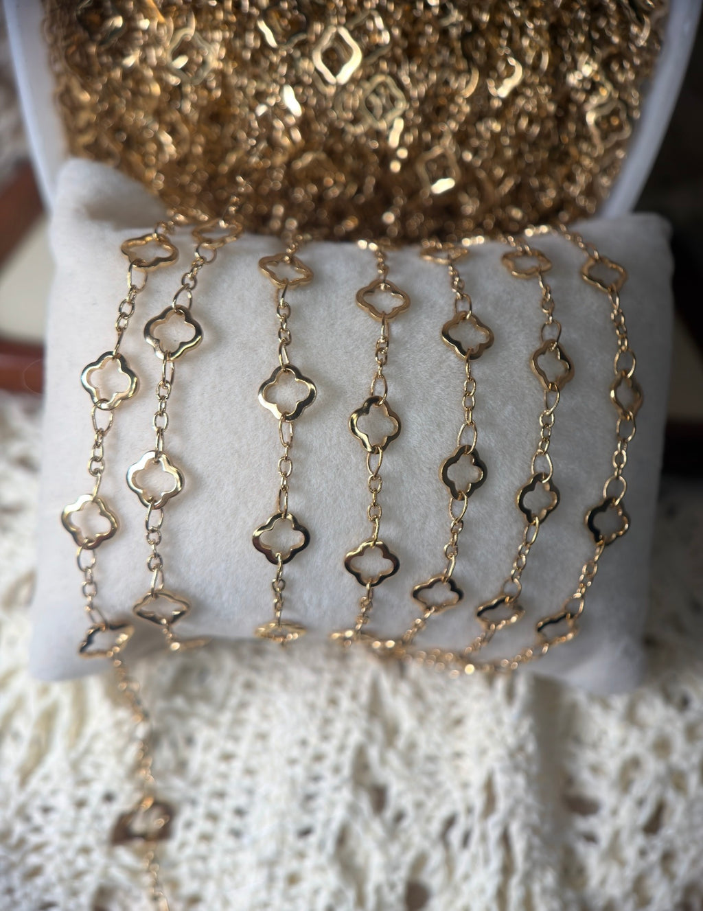 🍀 LUCKY NUMBER THREE — 1:3 Clover Chain