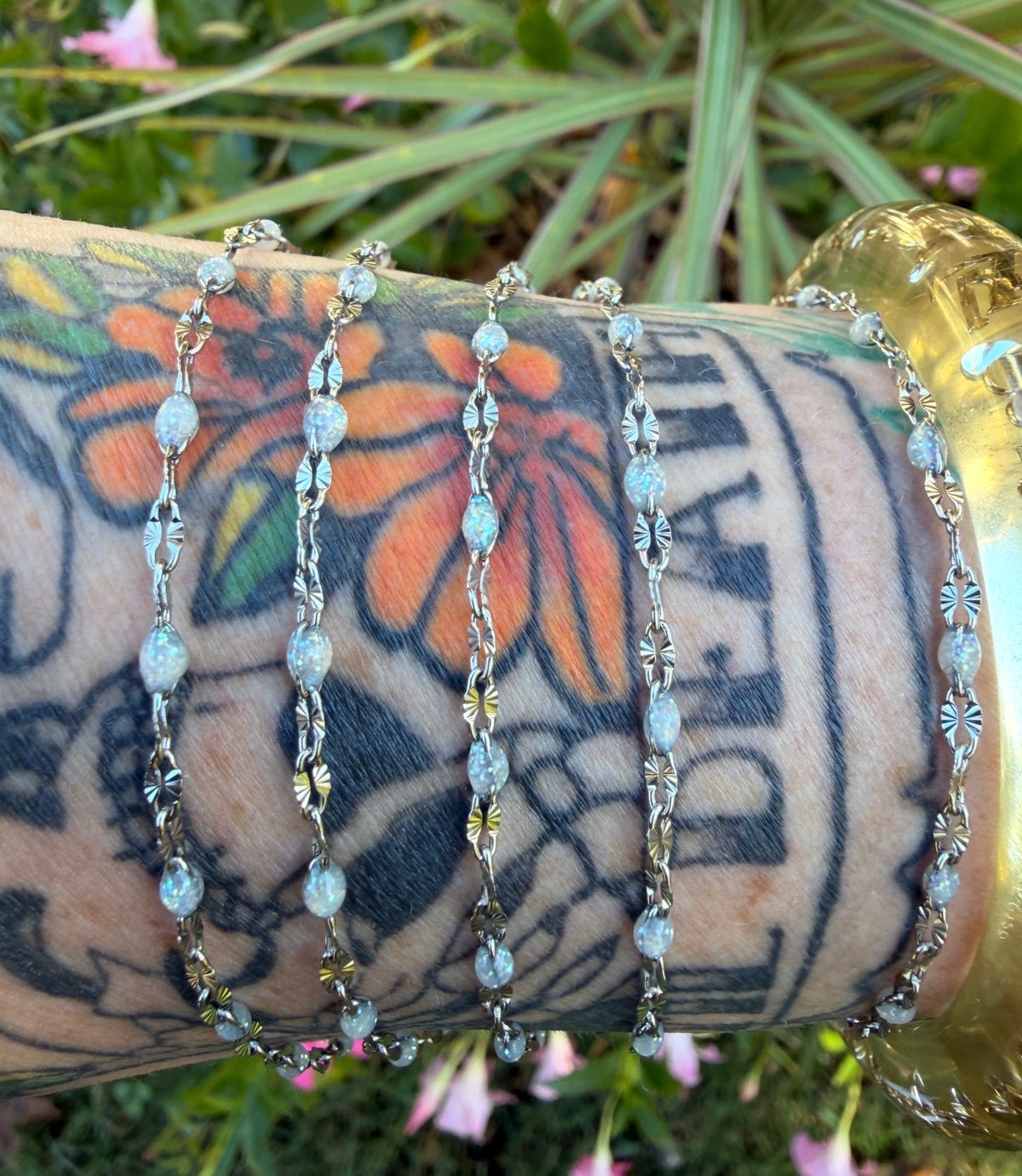 Opal Sunburst lip | 14k PVD Gold Surgical Stainless Steel Sunburst lip Chain