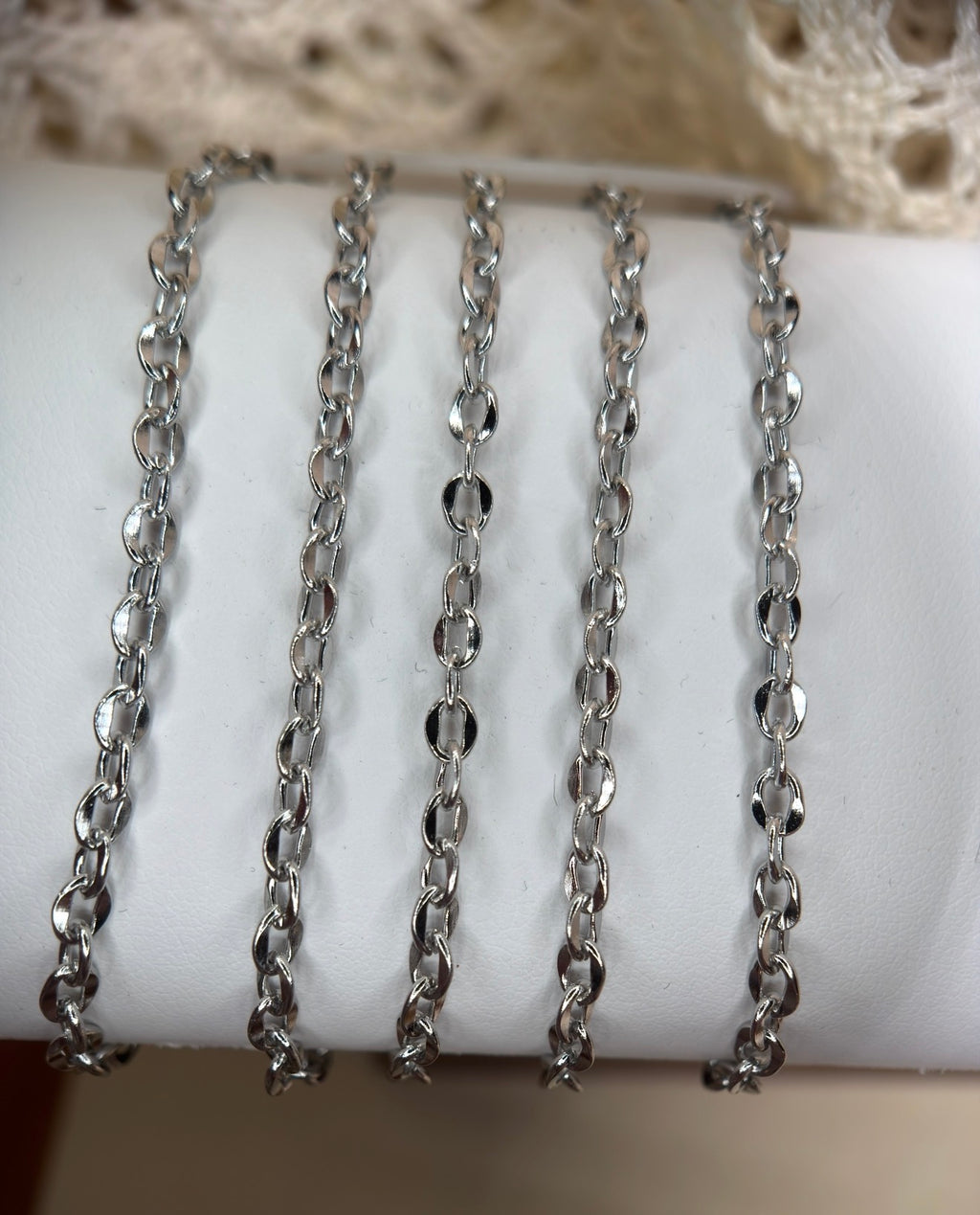 Stride | Open Link Dapped Chain

Available in 14K PVD Gold & 304 Stainless Steel