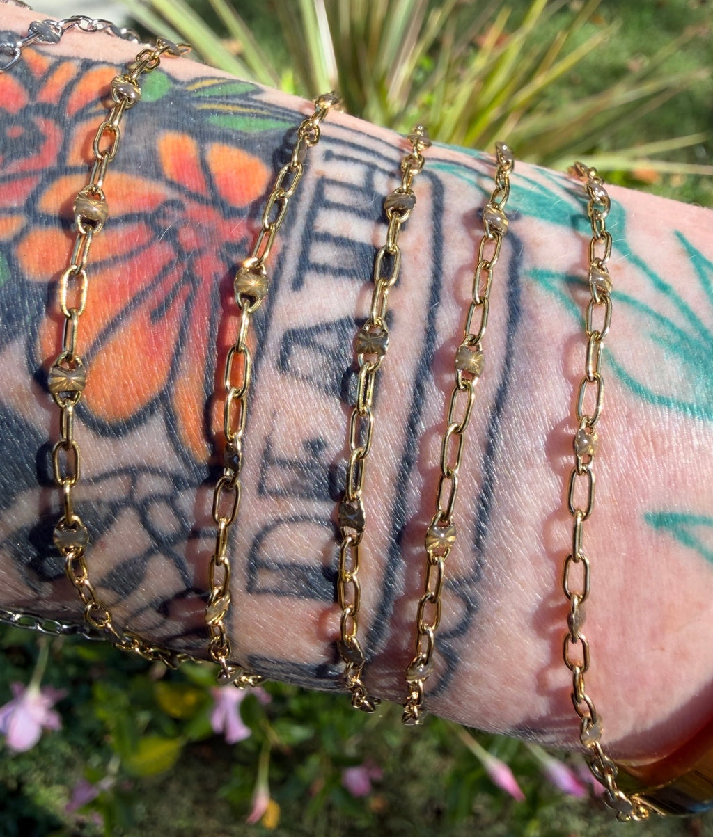 Smoky Aurora Sunburst Paperclip Chain 1:3