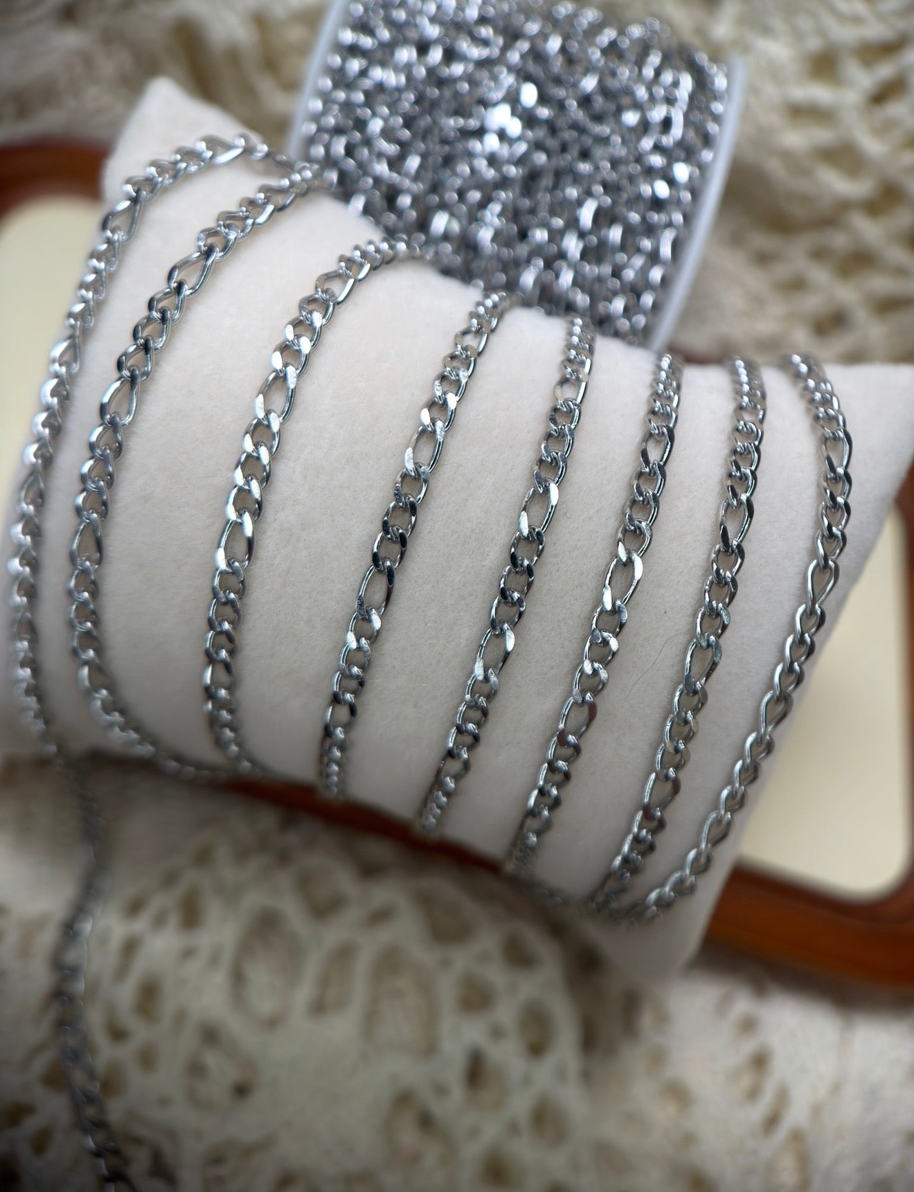 The Ranch Hand | 3.5 mm Stainless Silver Figaro Chain
