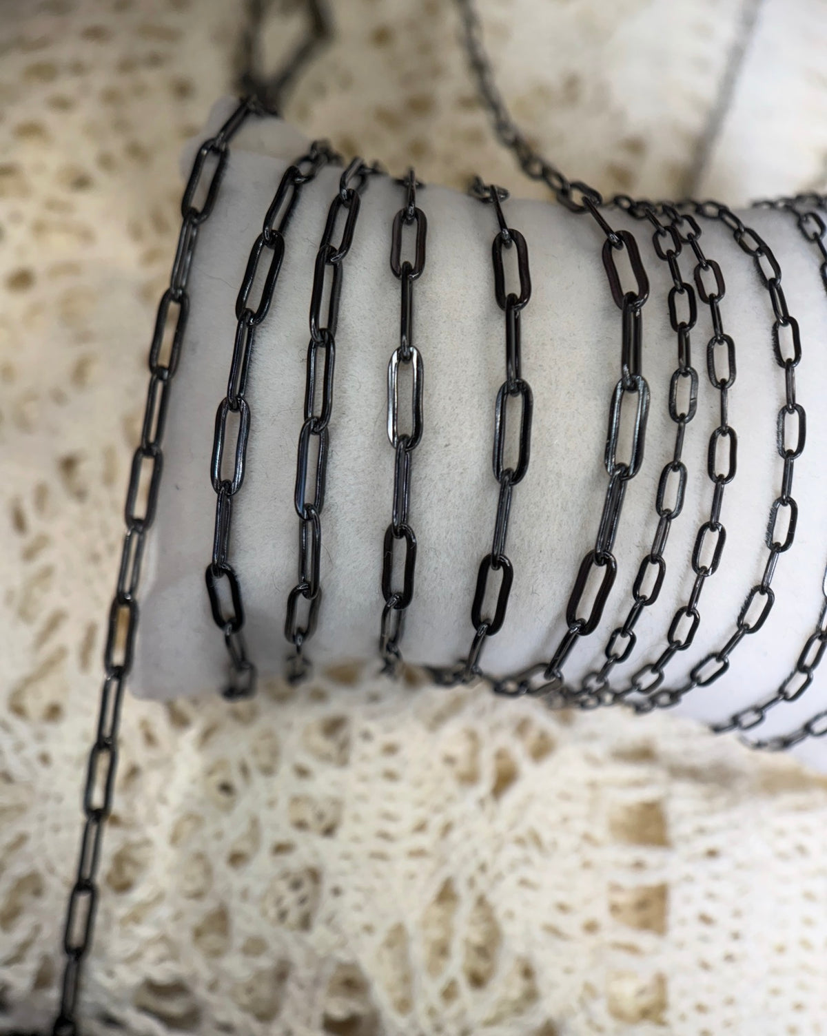 Blackout Paperclip Chain