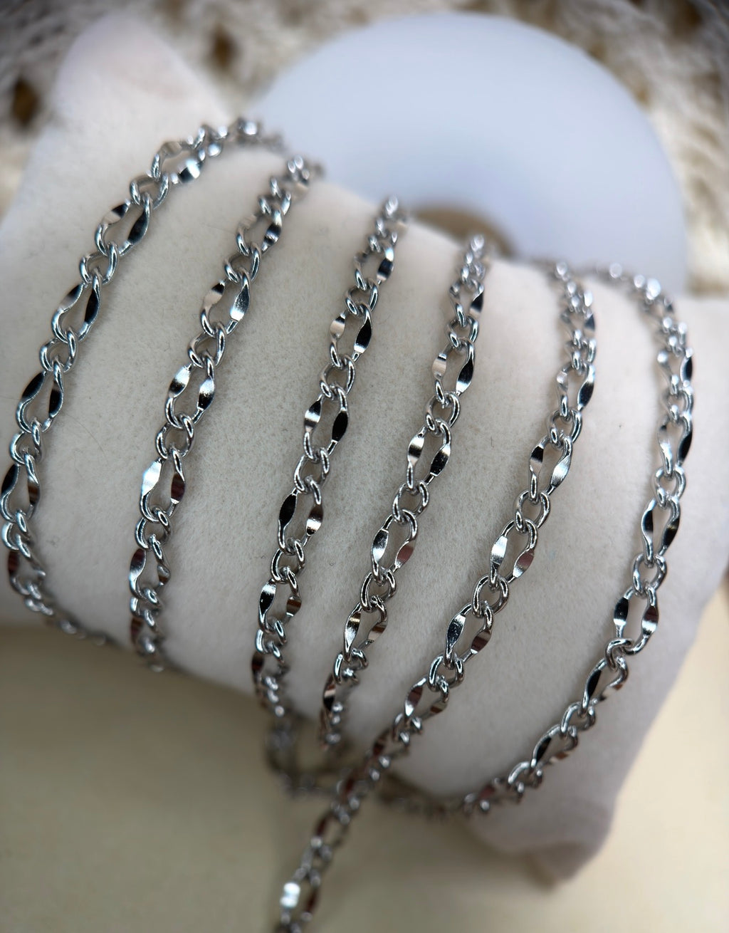 Lariat Twist | 304 Stainless Steel Dapped Twisted Link Chain
