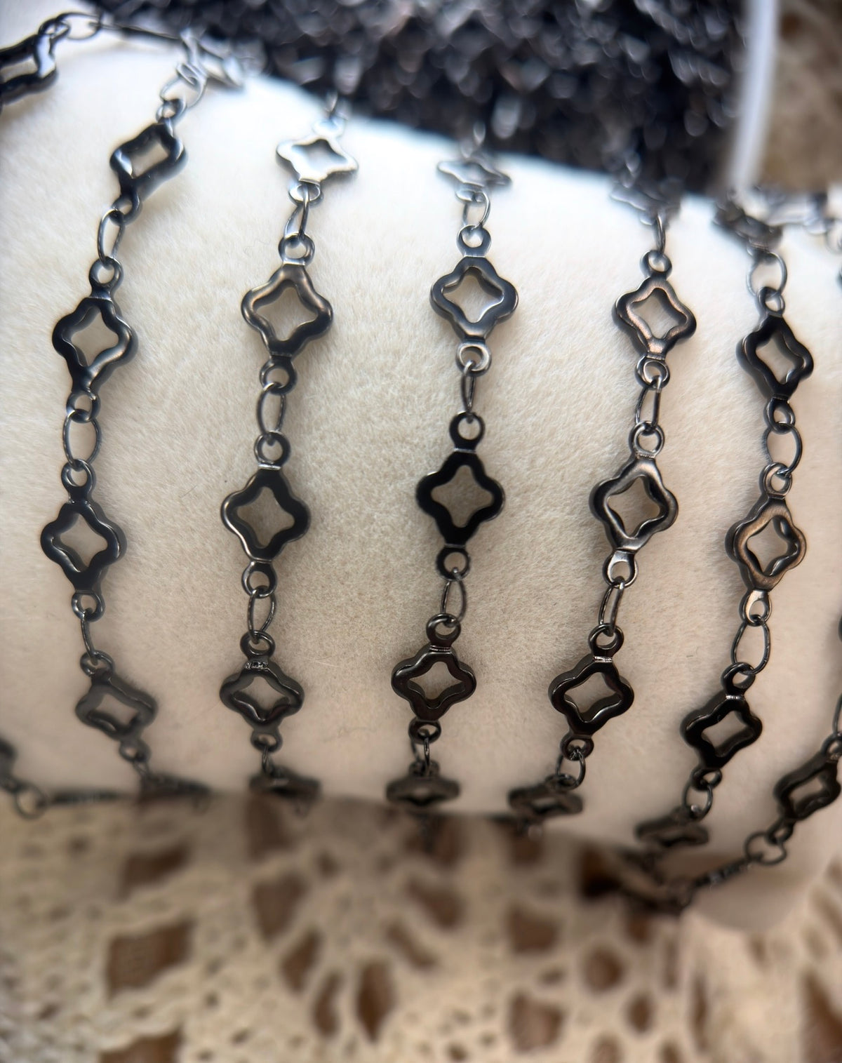 The Luxe Black Clover | Ion-Plated Clover Chain