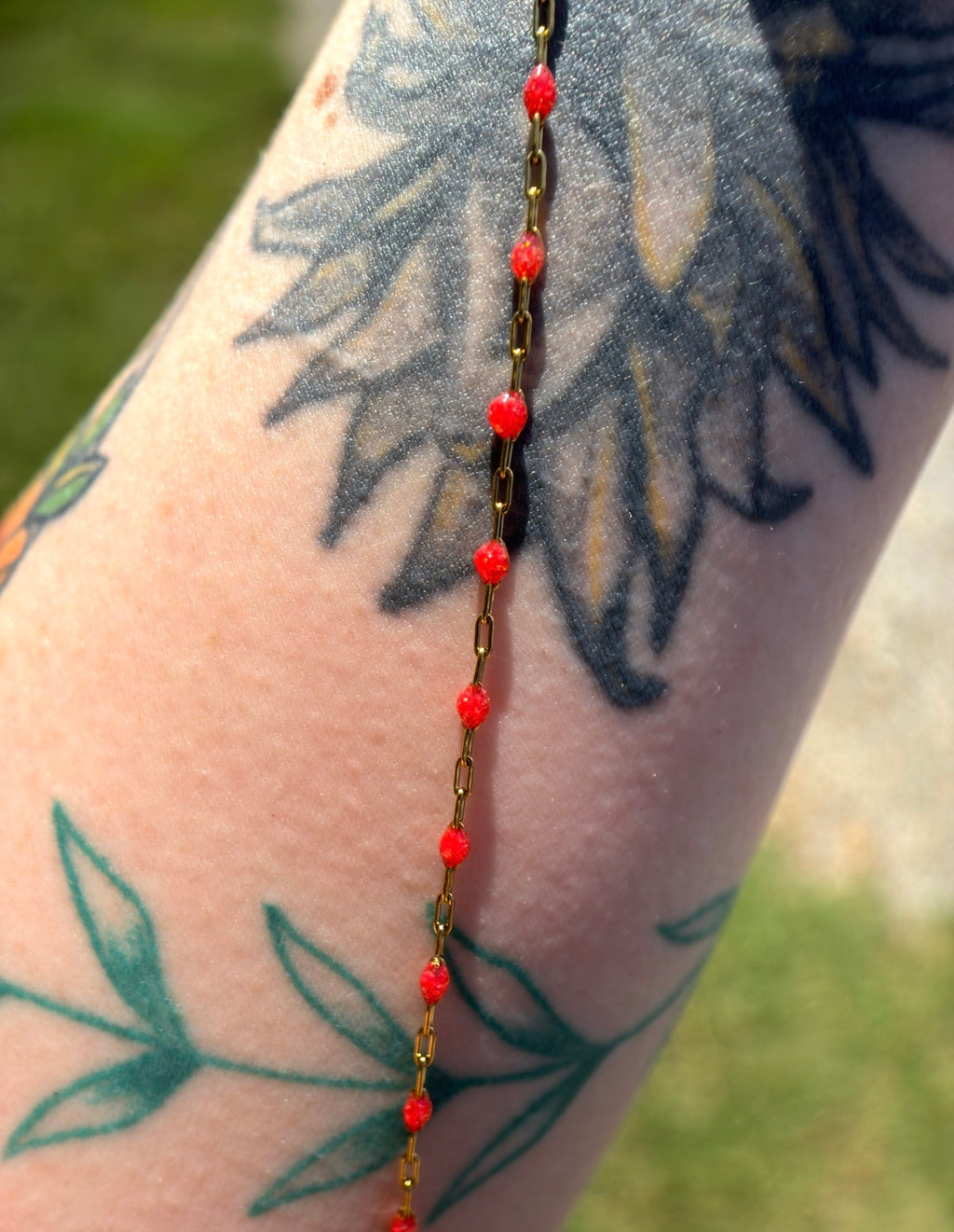 Bonfire Babe Sparkly Sunburst Chain