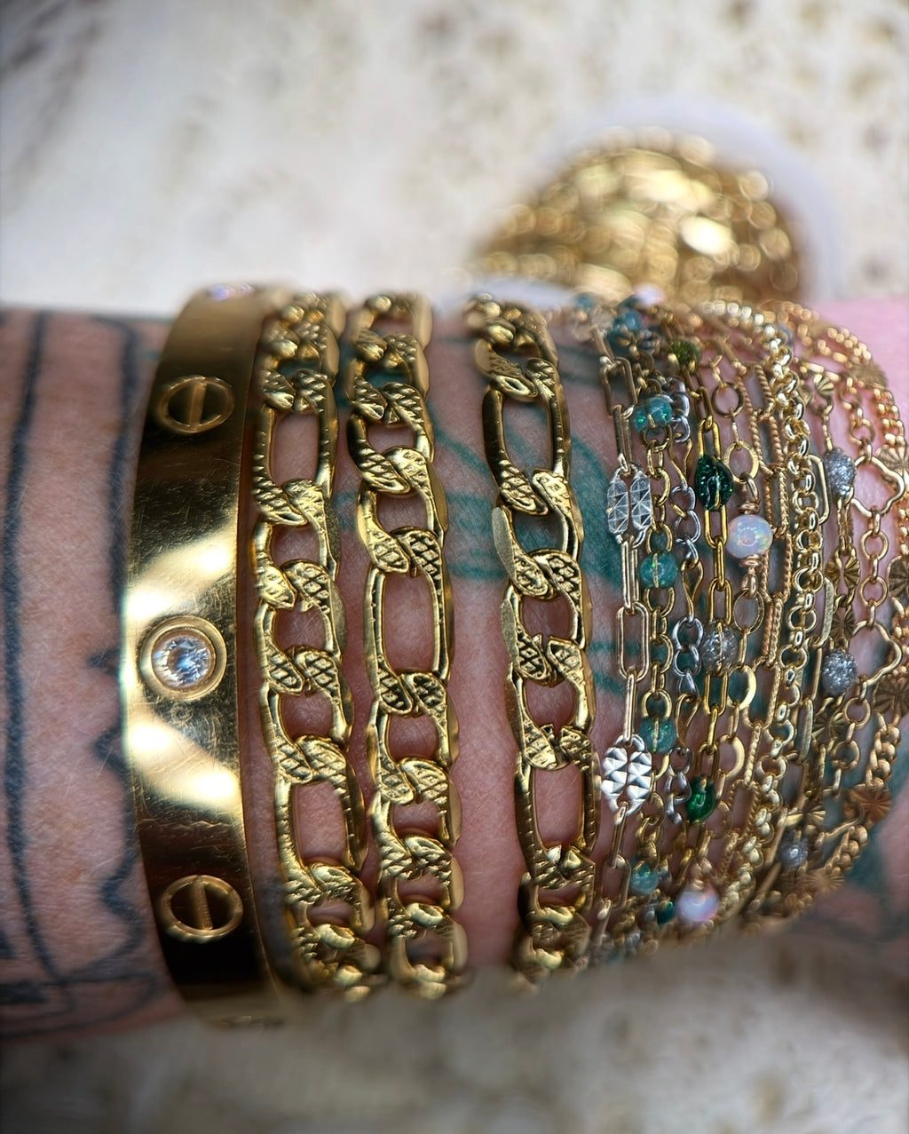 🤠 Rhinestone Cowboy™ | 18K PVD Gold Figaro Chain