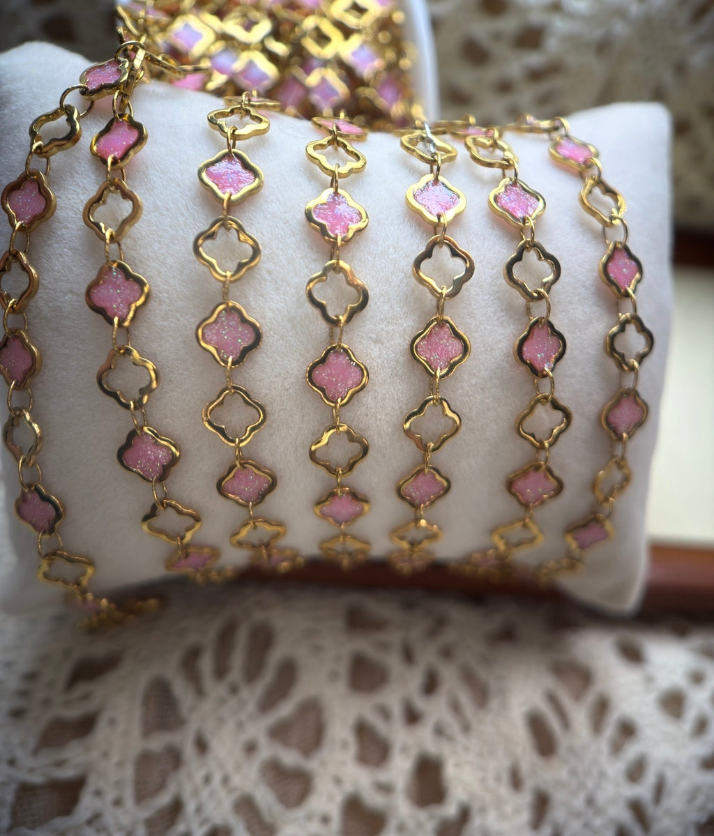 The Reese Pink Clover | Sparkly Iridescent Clover Chain