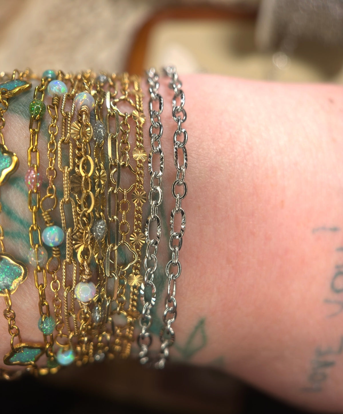 ✨ Triple Threat Textured Oval Chain
