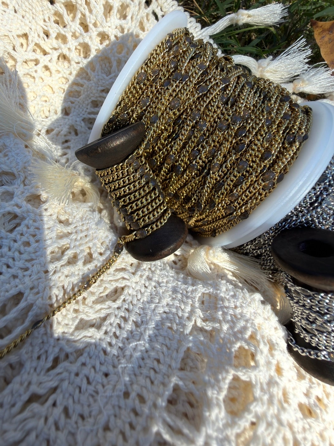 Smoky Aurora Sunburst Curb Chain