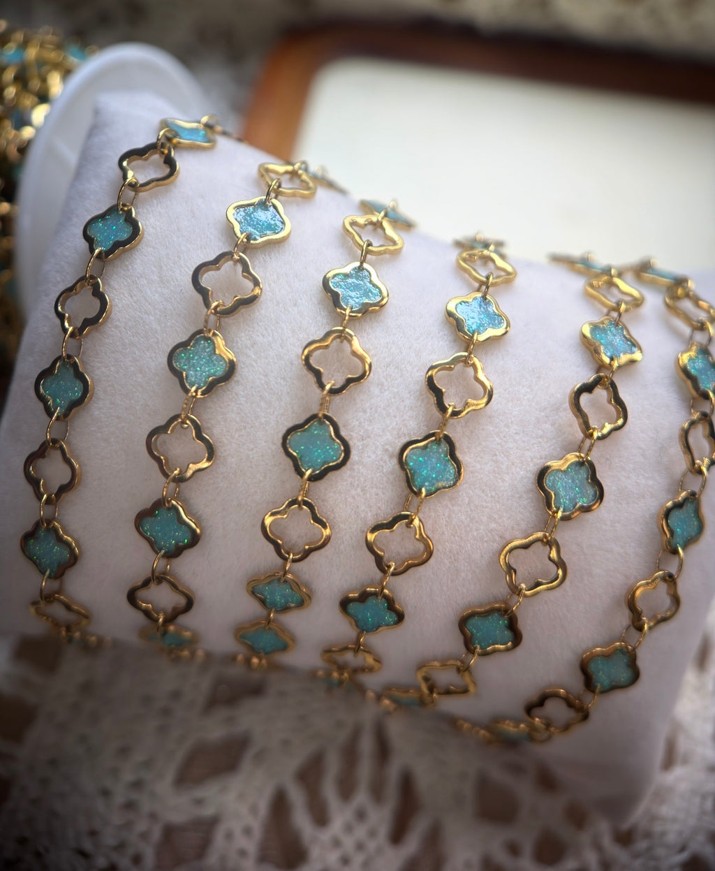 Sparkly Ocean Blue Clover | 14K PVD Gold