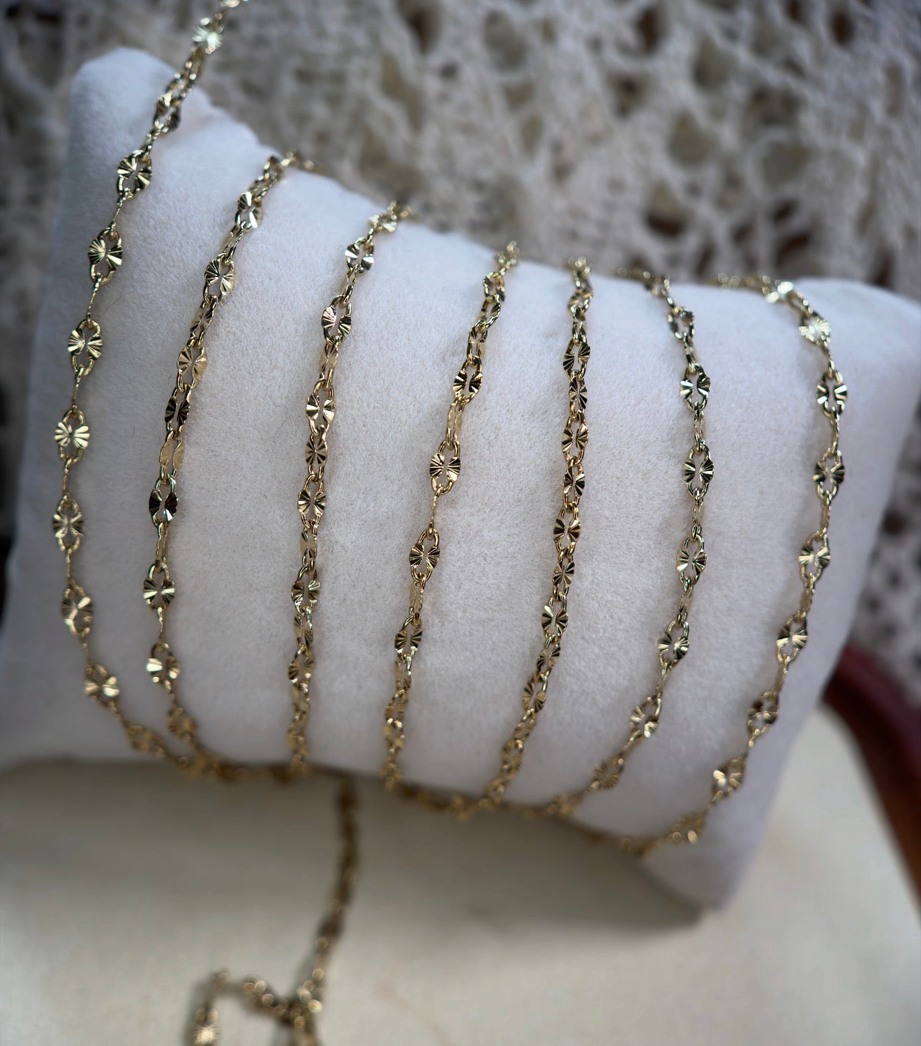 Sunshine Lips Sunburst Lip Chain