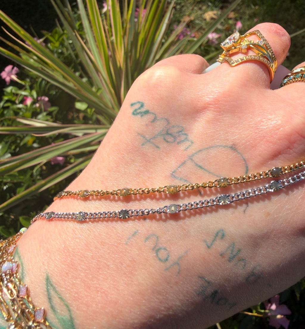 Smoky Aurora Sunburst Curb Chain