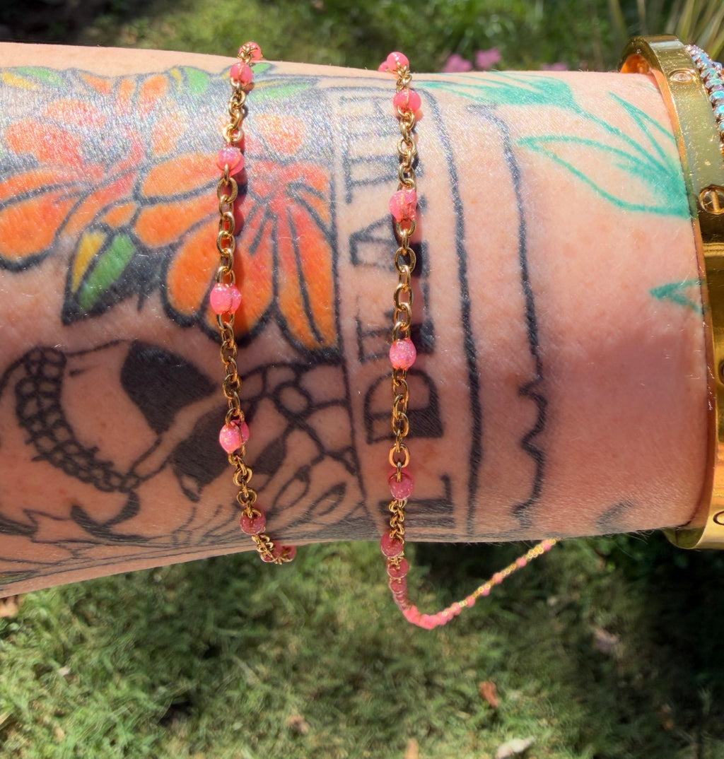 Pink Petal Glow Chain