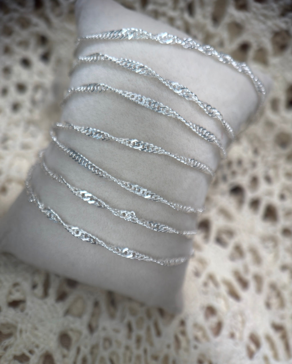 ✨ Twist & Shout | 2.4 mm Singapore Twist Chain ✨