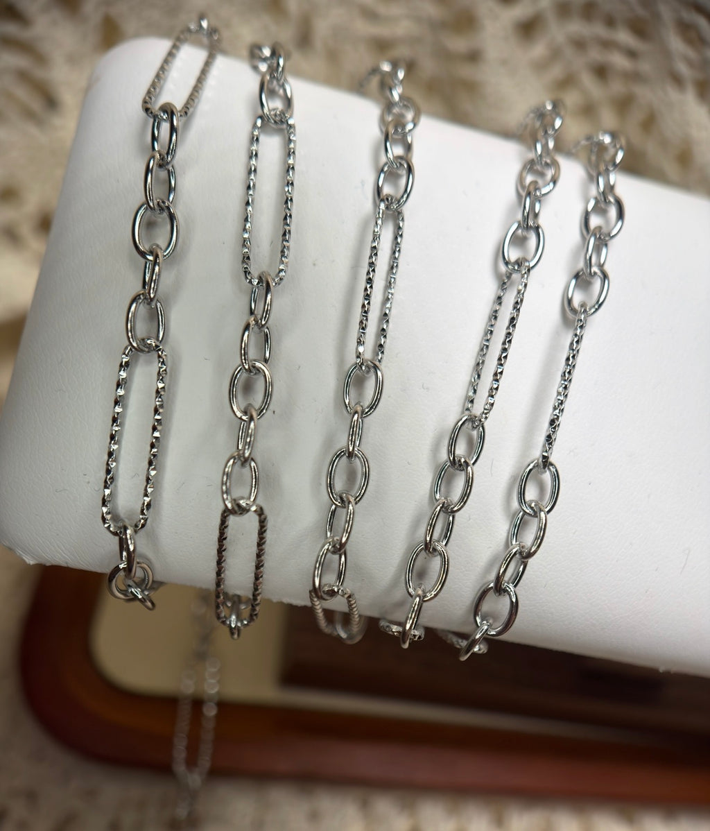 Silver Spurs | Diamond-Cut Figaro Paper Clip Chain | 304 Stainless Steel