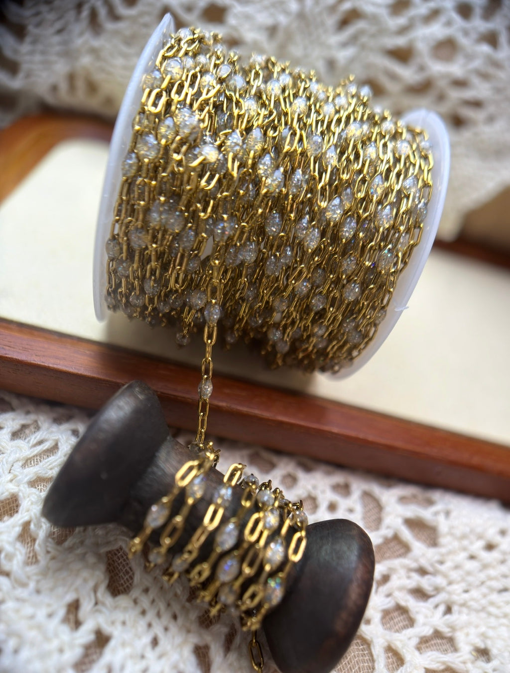 Champagne Kisses | Iridescent Sparkle  Sunburst Paperclip