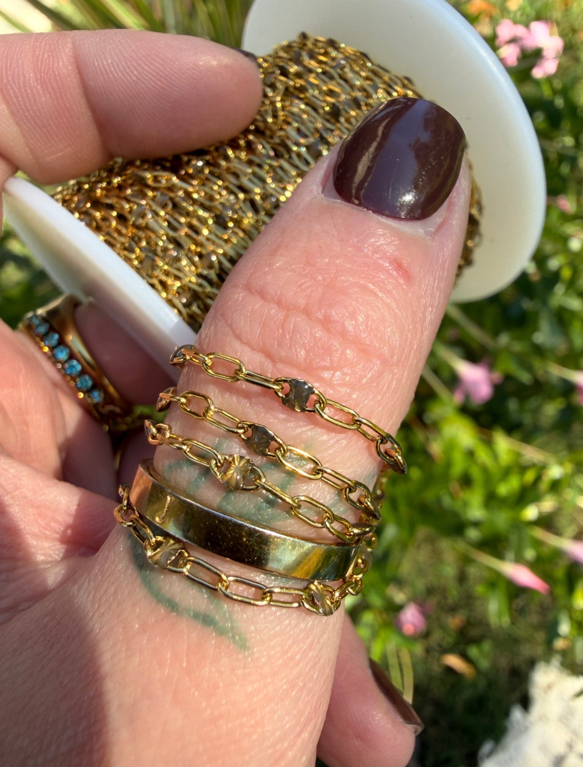 Smoky Aurora Sunburst Paperclip Chain 1:3