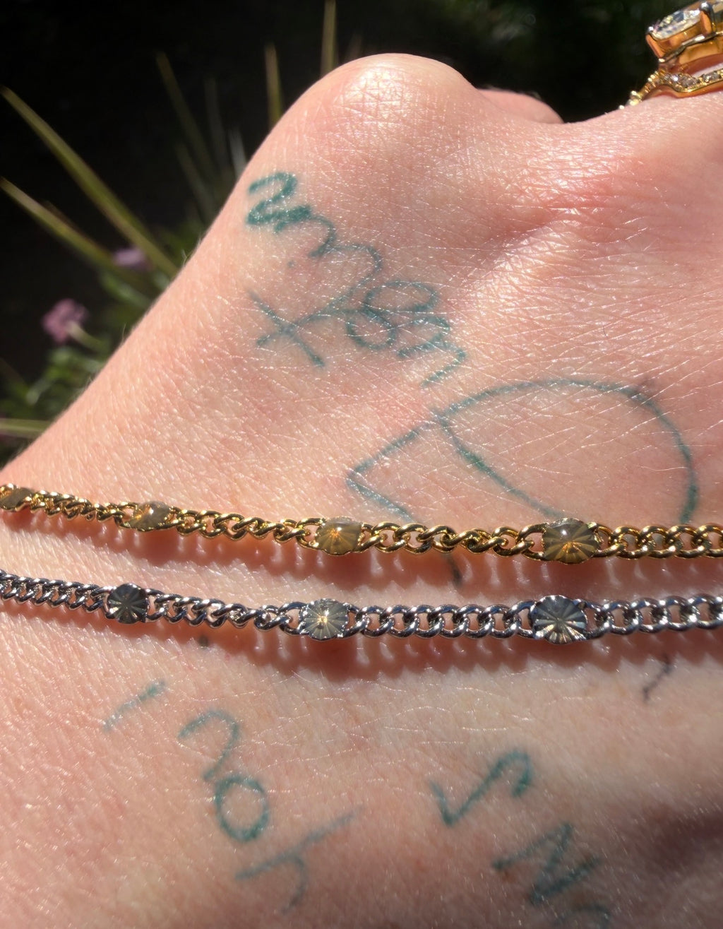 Smoky Aurora Sunburst Curb Chain