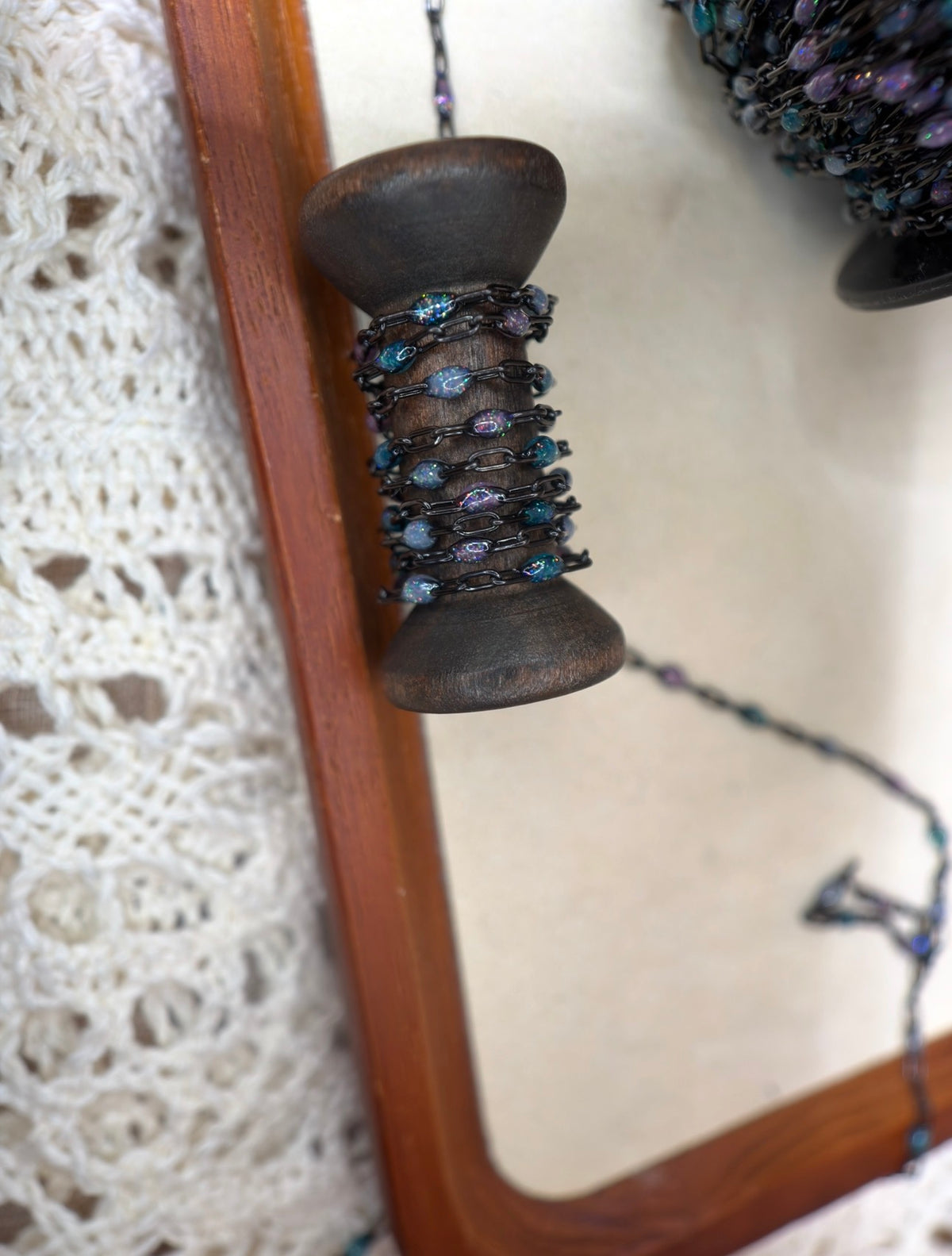 Beyond the Stars: Black Sunburst Galaxy Chain