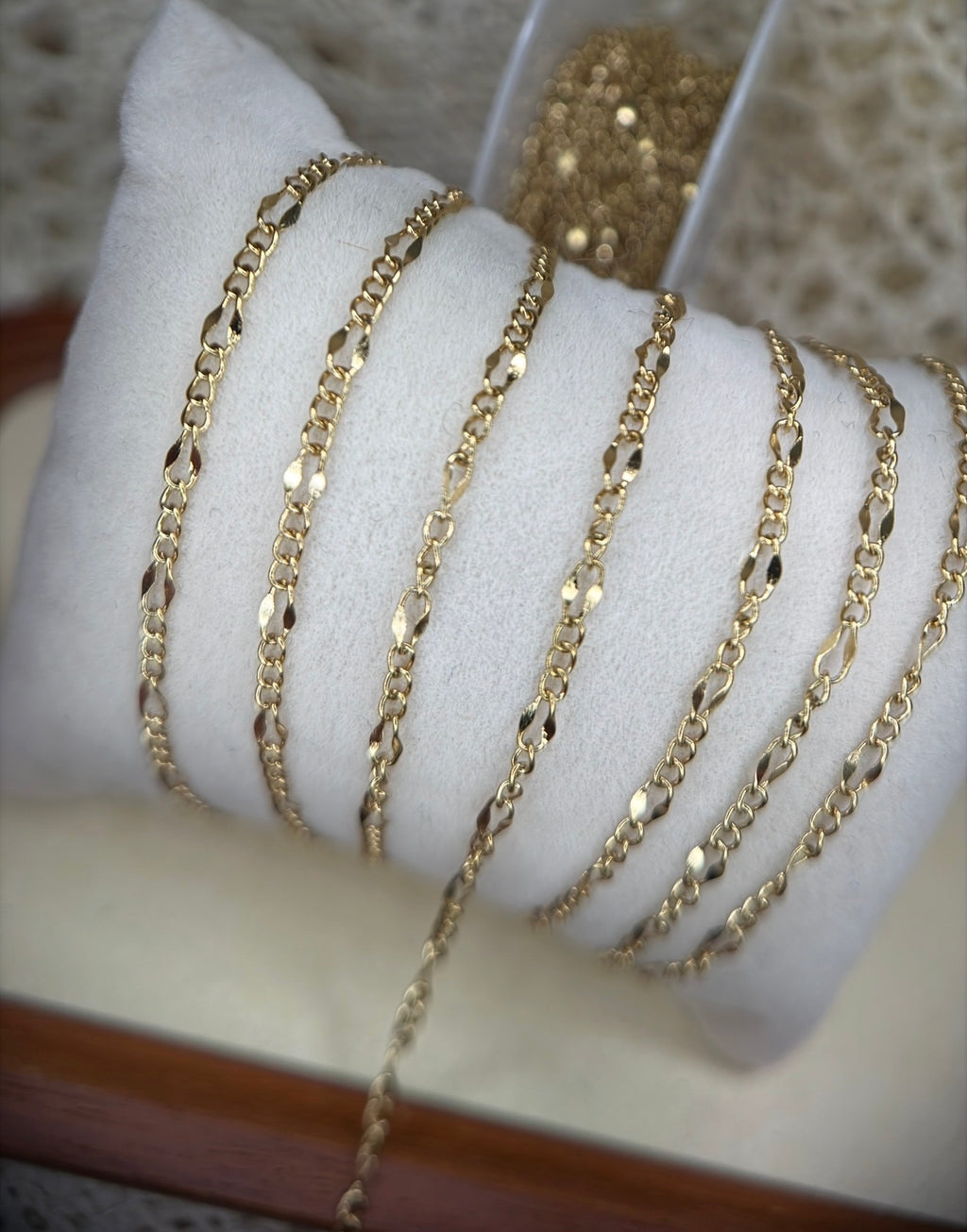 The Sedona | Dainty 14K PVD Gold Figaro Chain