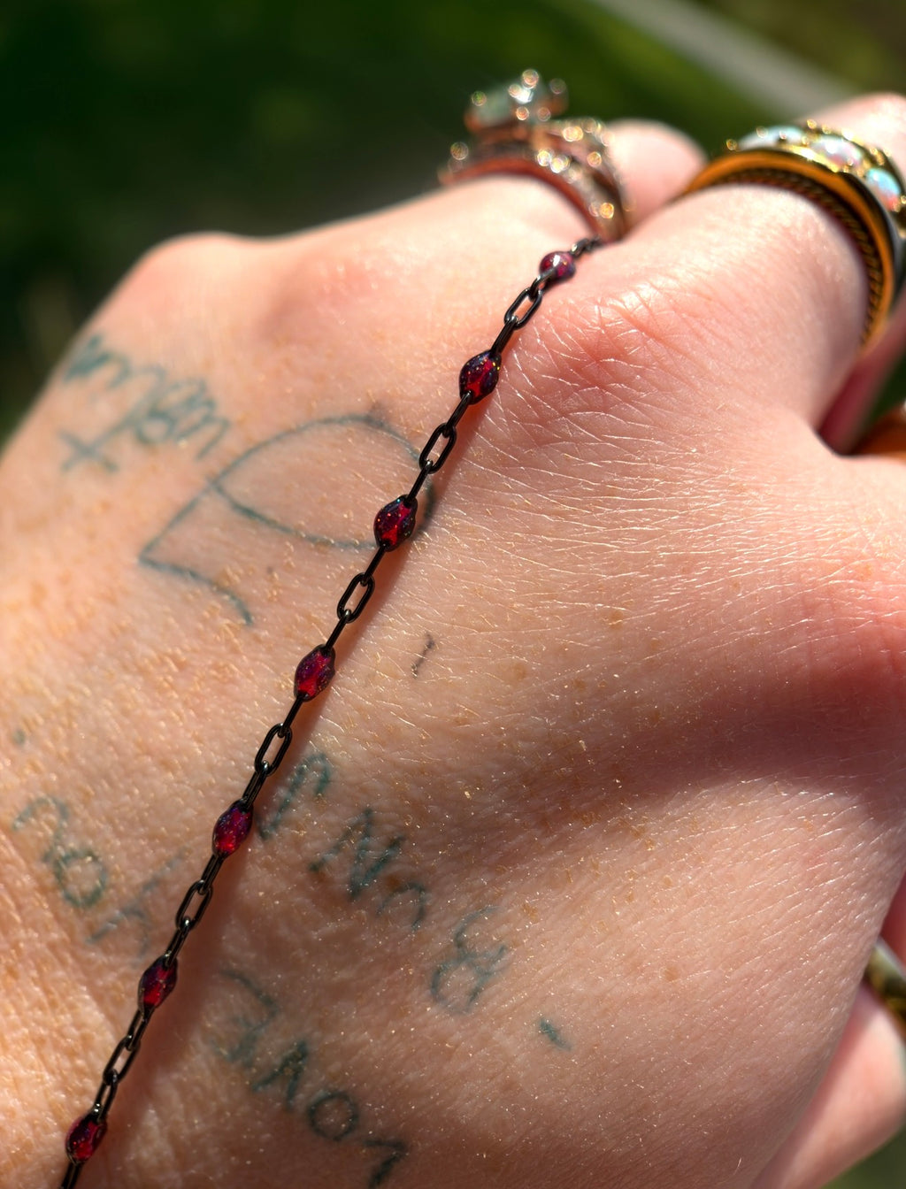 Beyond the Stars: Black Sunburst Galaxy Chain