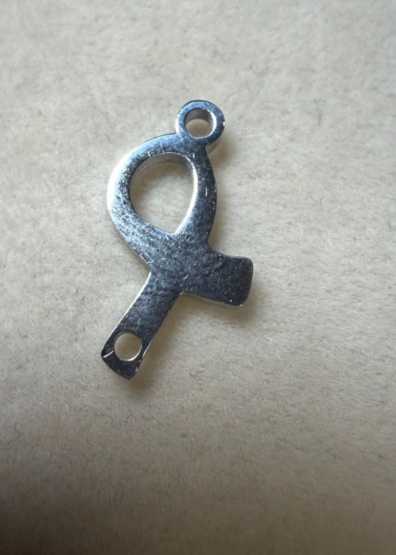 Hope in Every Link – Breast Cancer Awareness Connector Charm