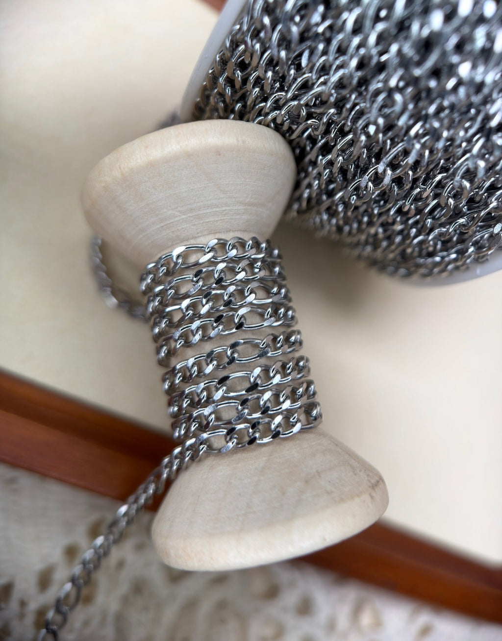 The Ranch Hand | 3.5 mm Stainless Silver Figaro Chain