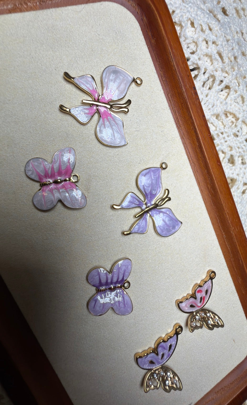 Butterfly Kisses – Dolly-Inspired Charm Set