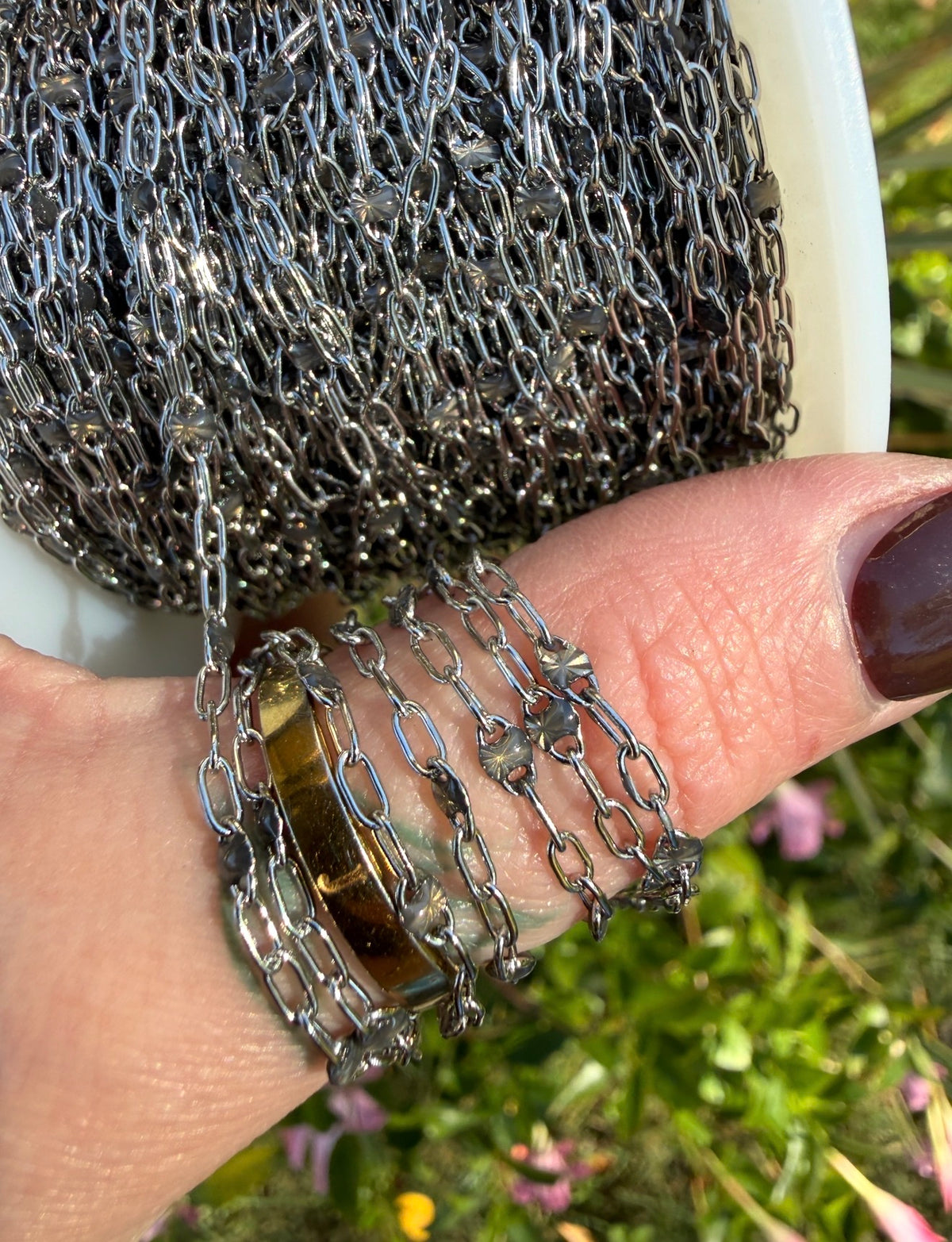Smoky Aurora Sunburst Paperclip Chain 1:3