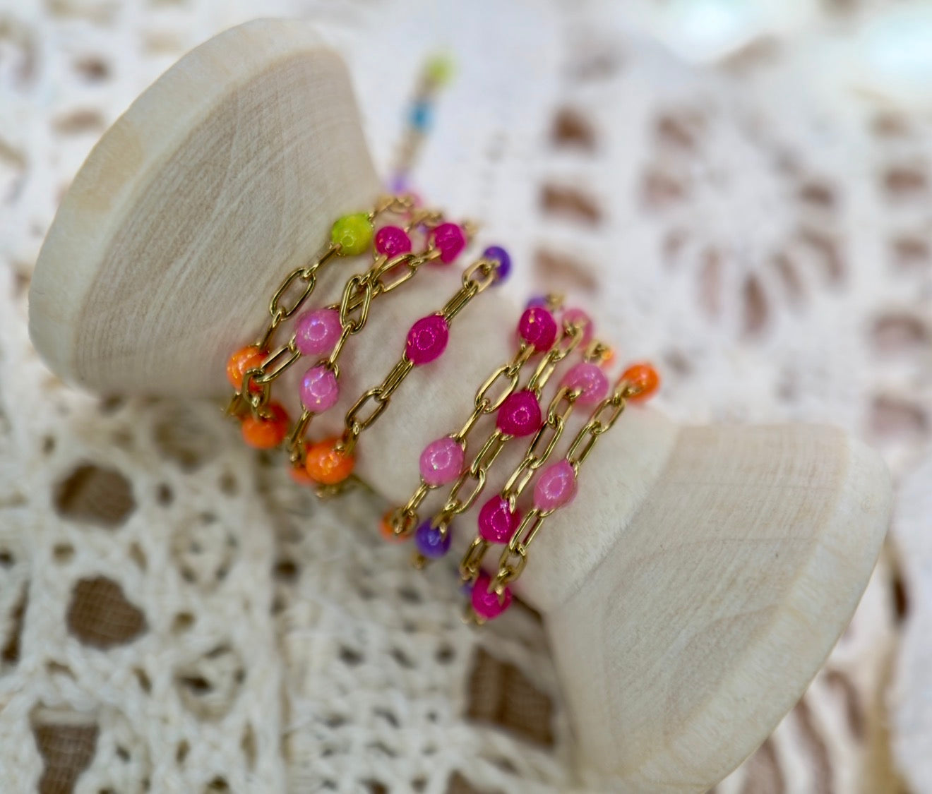 Electric Cowgirl Neon Sunburst Paper Clip Chain