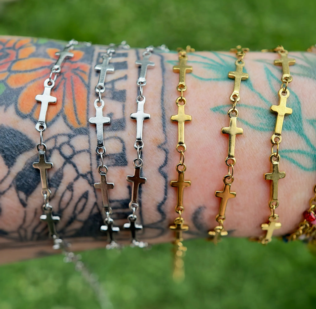 Cross Chain - PVD Gold / Stainless Steel