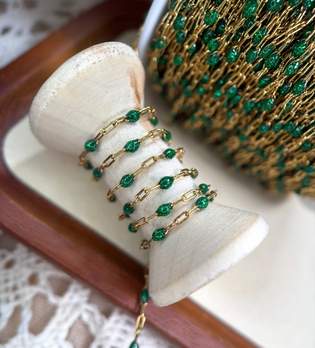 Emerald After Dark Sparkly Sunburst Chain