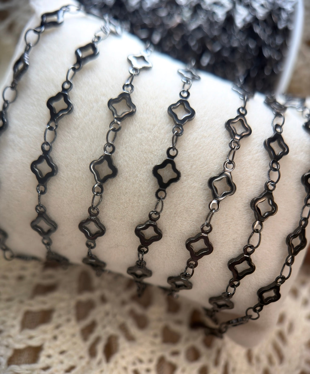 The Luxe Black Clover | Ion-Plated Clover Chain