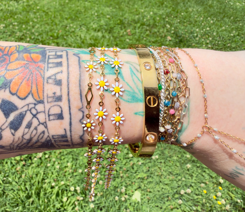 Daisy Days – 14K PVD Gold Floral Chain