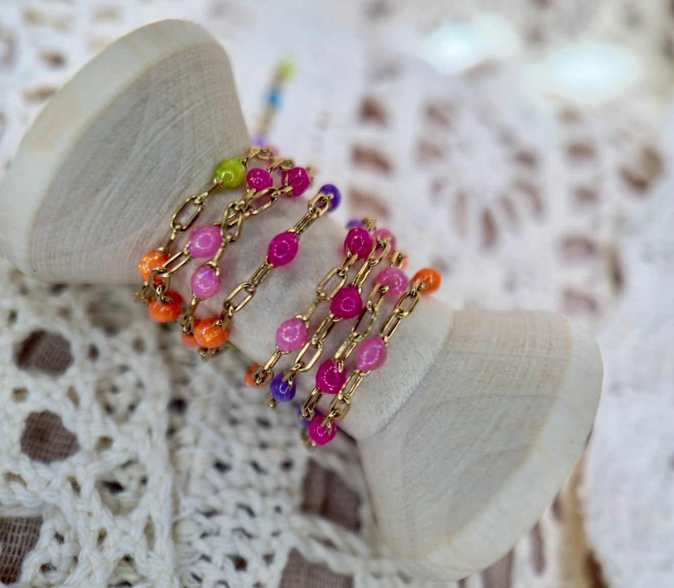 Electric Cowgirl Neon Sunburst Paper Clip Chain
