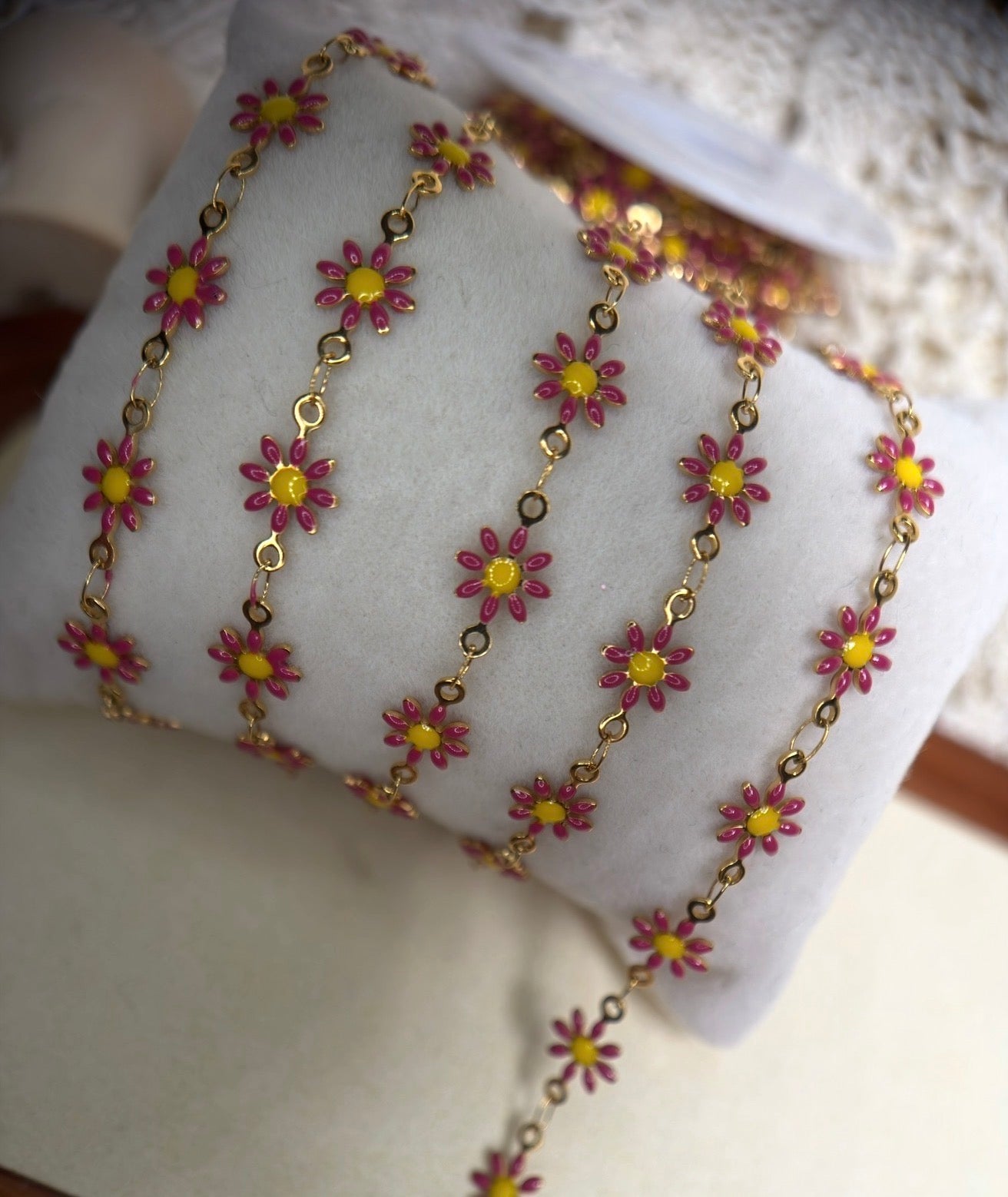 🌸 Blushing Bloom | 14K PVD Gold Pink Daisy Chain