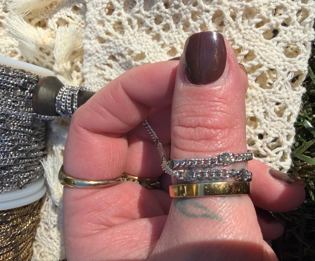 Smoky Aurora Sunburst Curb Chain