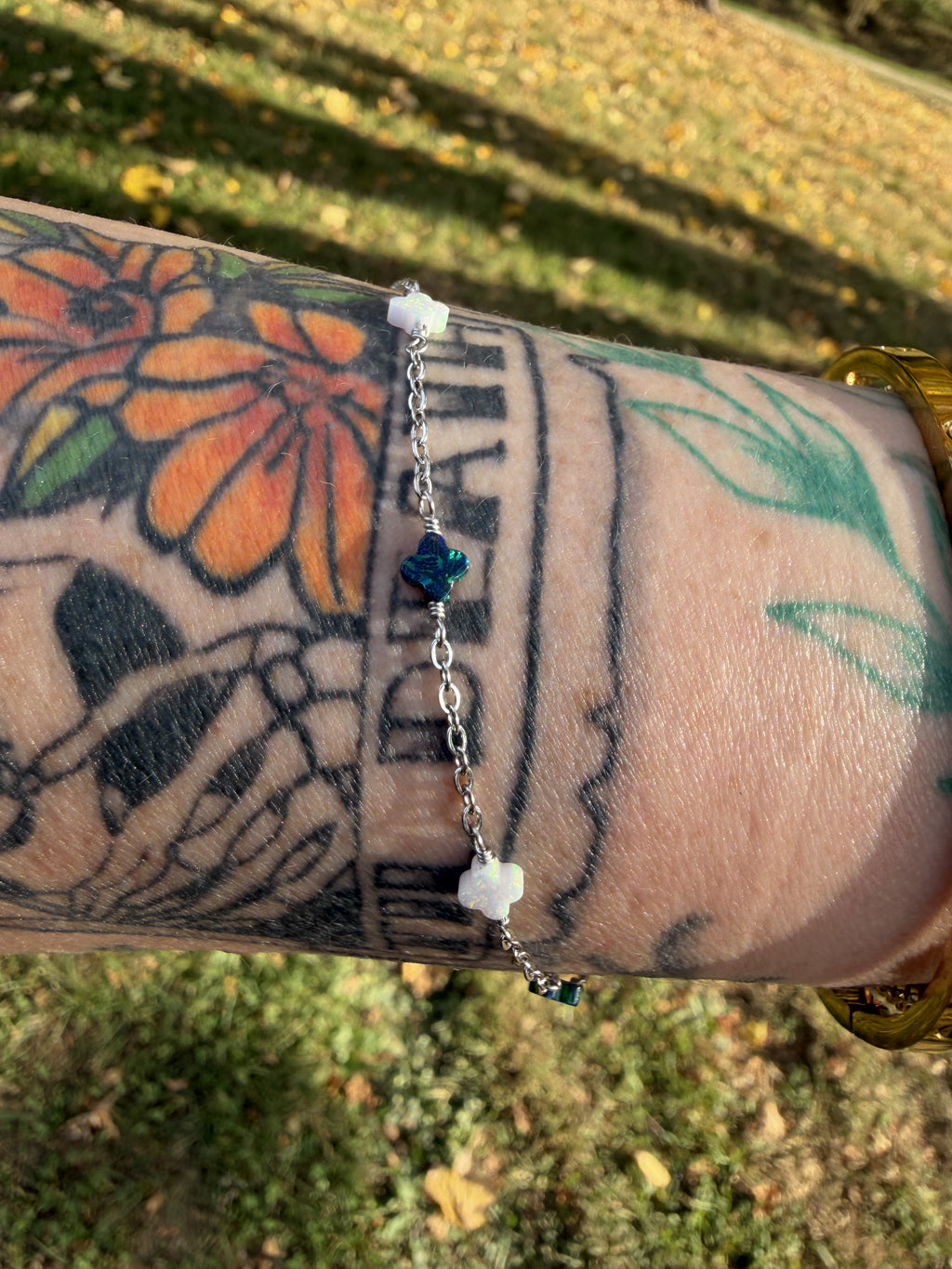 Emerald Glow Opalite Clover Chain TM
